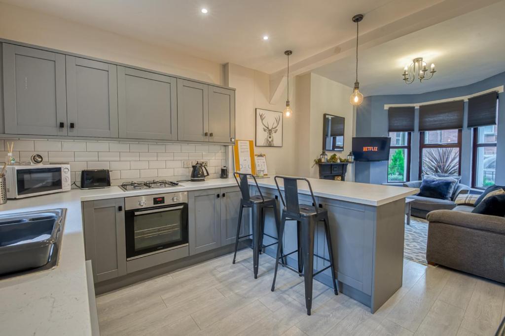 Charming City Home, Beside The Serene Ormeau Park Belfast Eksteriør bilde