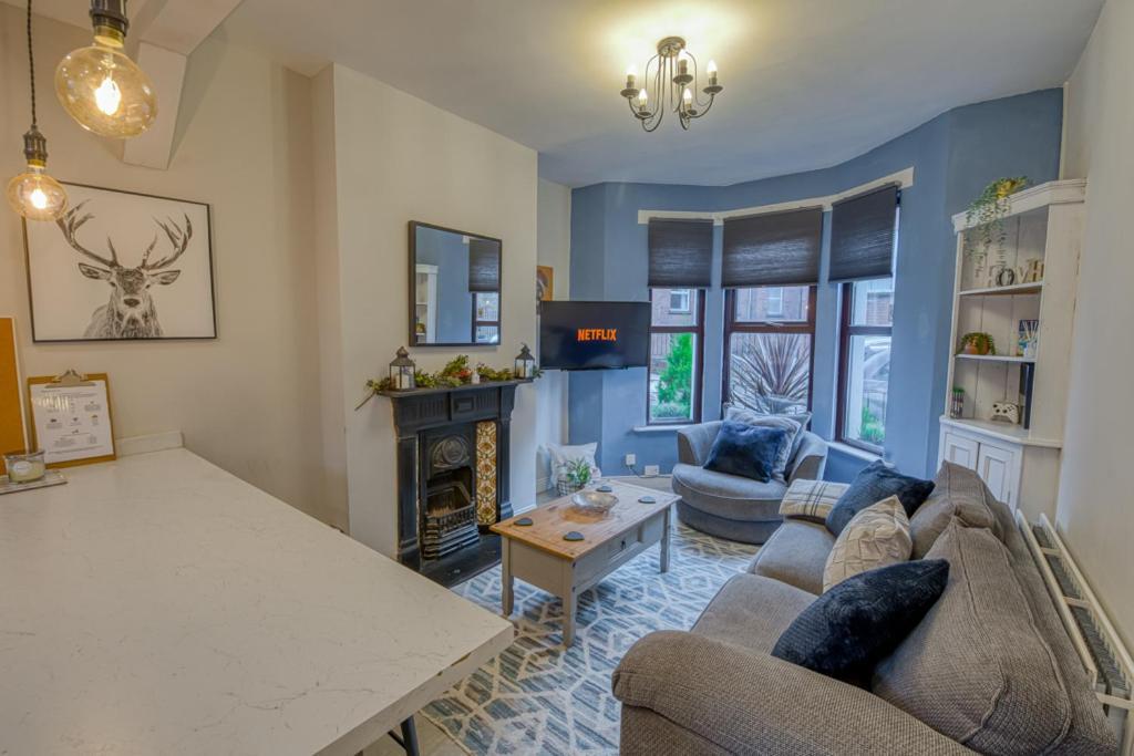 Charming City Home, Beside The Serene Ormeau Park Belfast Eksteriør bilde